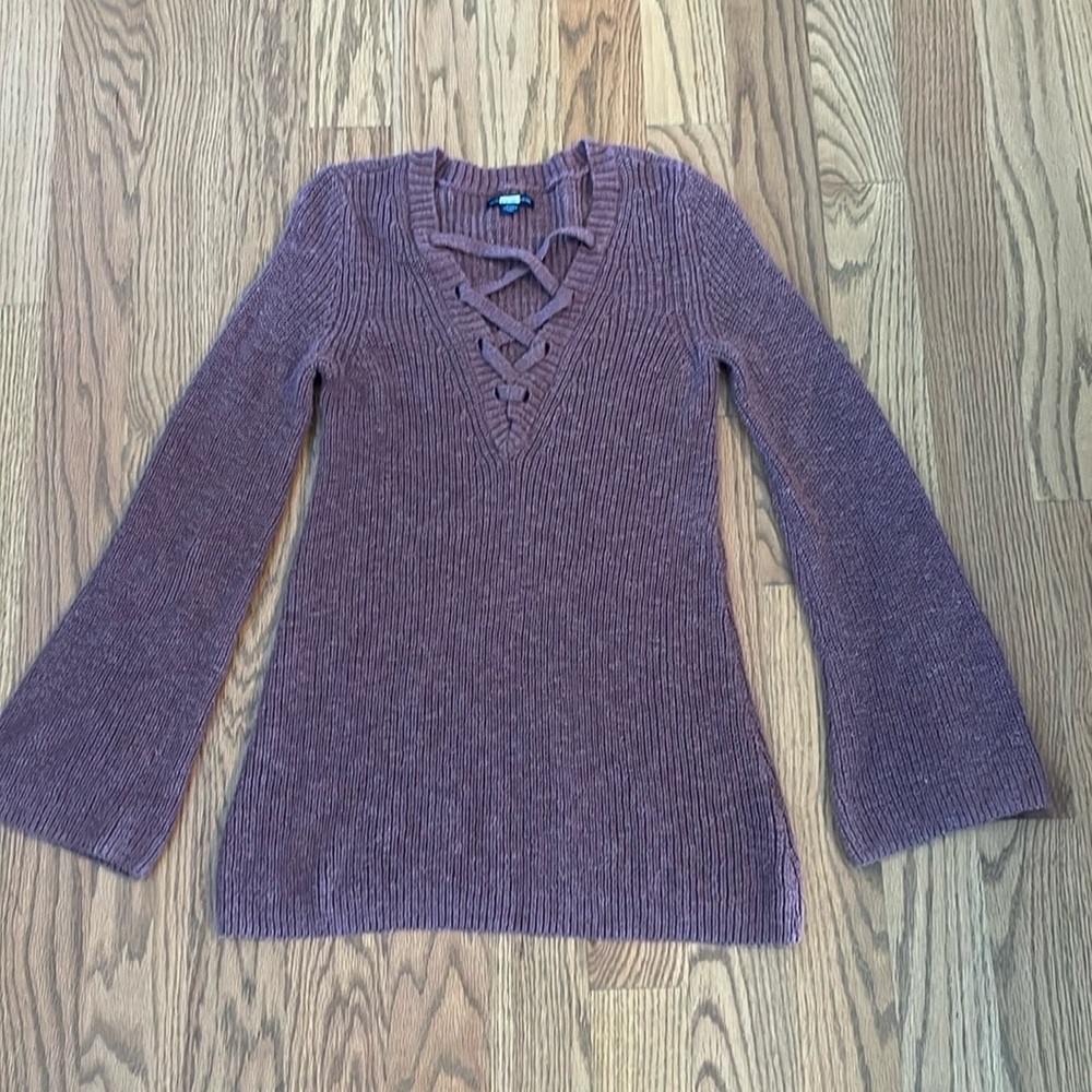 American Eagle bell sleeve sweater